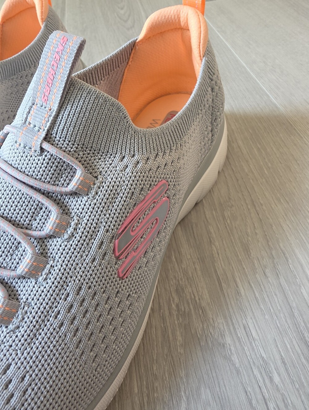Sketchers Light Gray Slip On Sneakers - Picture 4 of 9